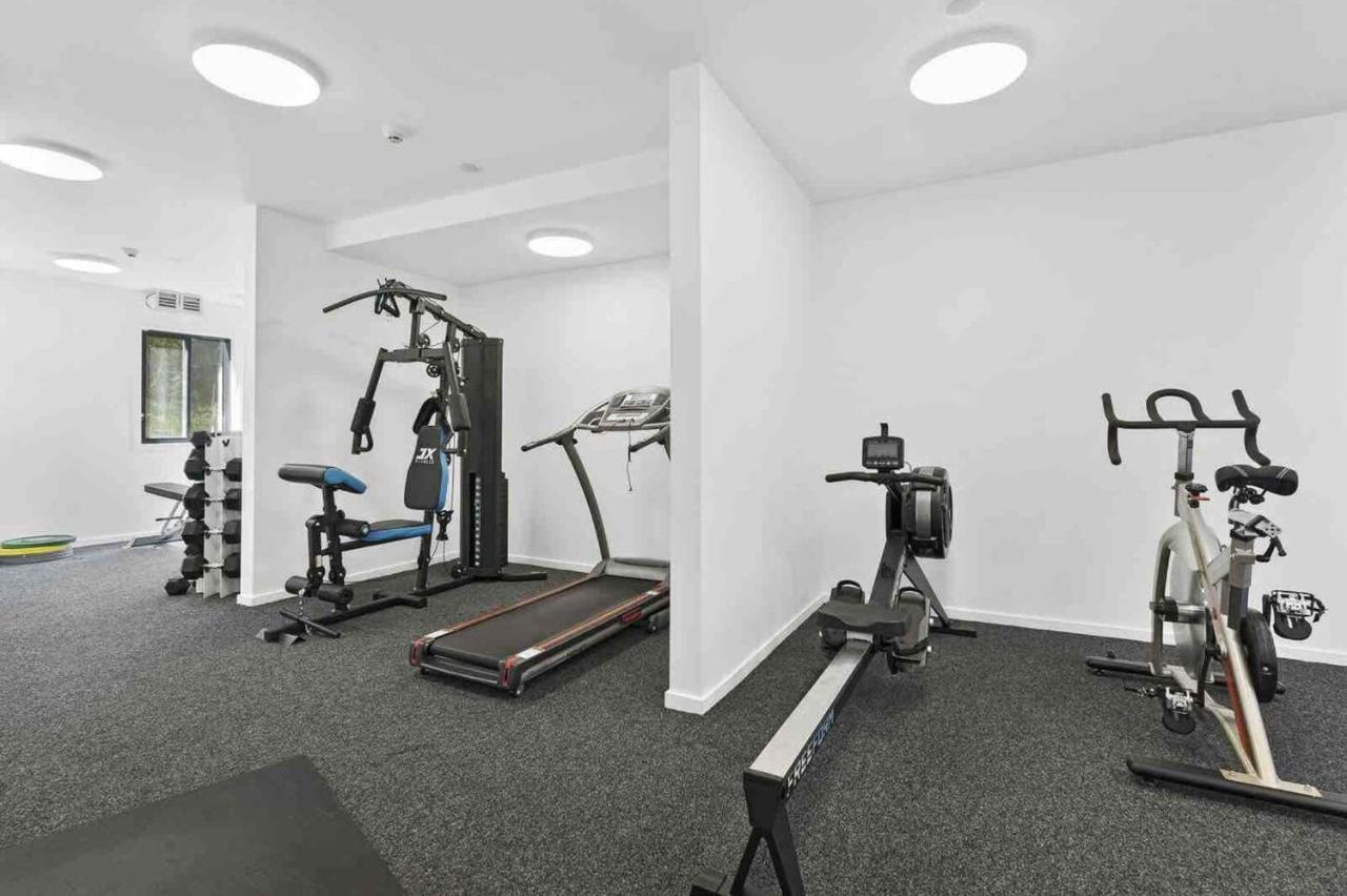 Modern 2-bedroom Apartment 5 mins walk to Queenstown Buitenkant foto